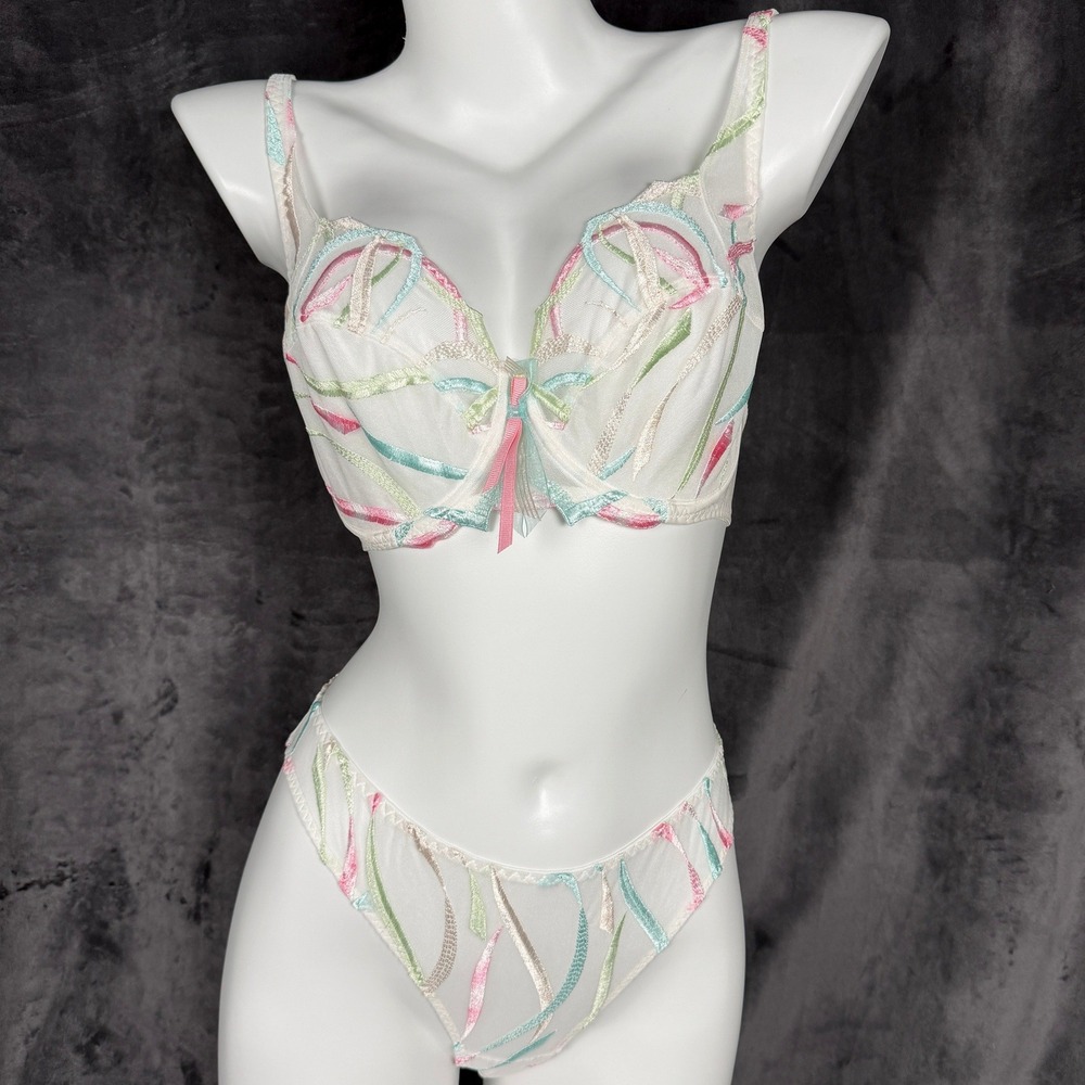 Vintage Barbara NWOT Y2K‎ Embroidered Lingerie Set 32D XS Coquette Pastel Fairy